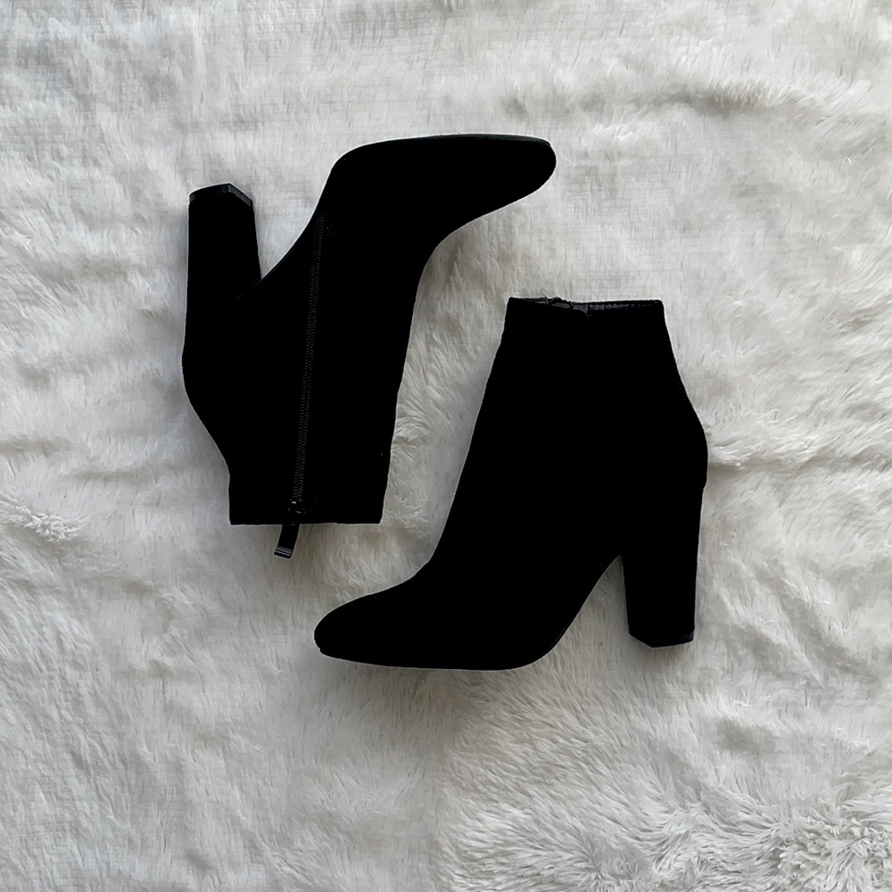Black Heeled Suede Boots from Shein